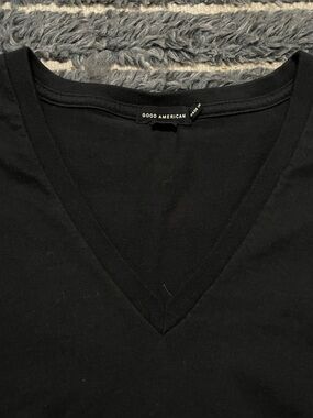 Good American Casual Black Cotton V neck Tee T Shirt Basic Minimalist Size S